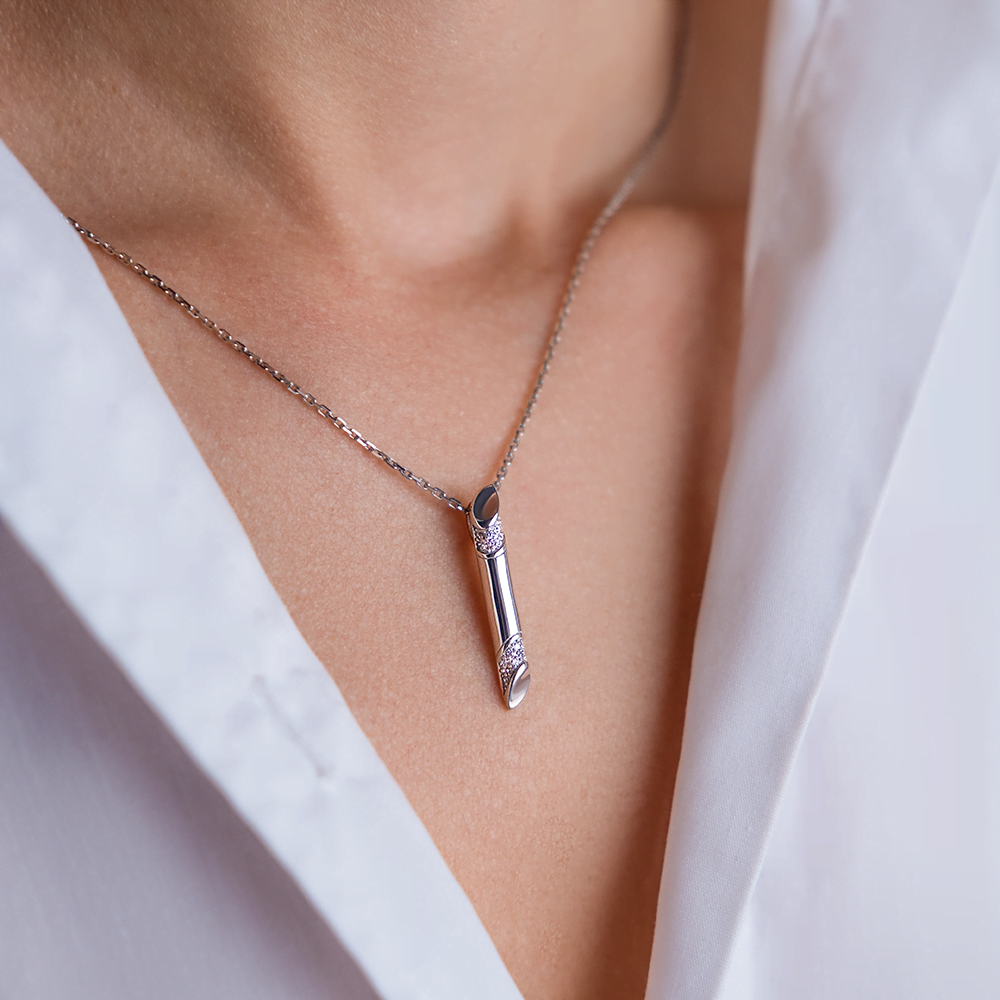 Серебряная подвеска с фианитами от интернет магазина JEWELIN